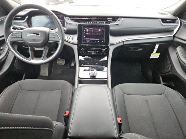 2024 Jeep Grand Cherokee Laredo A