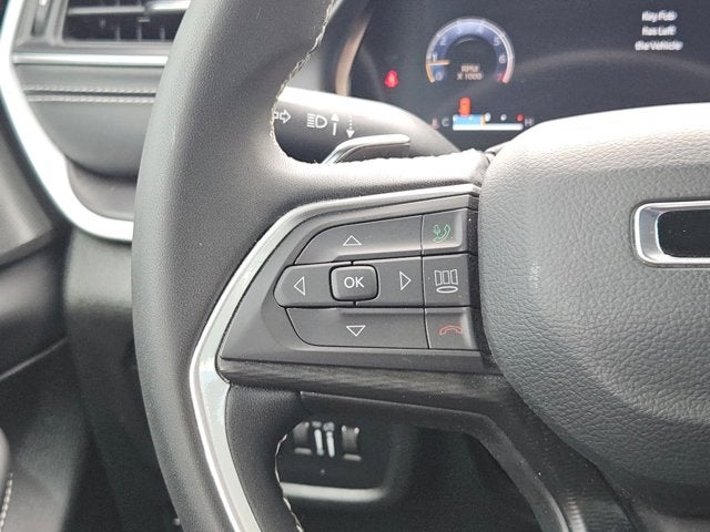 2024 Jeep Grand Cherokee Laredo A