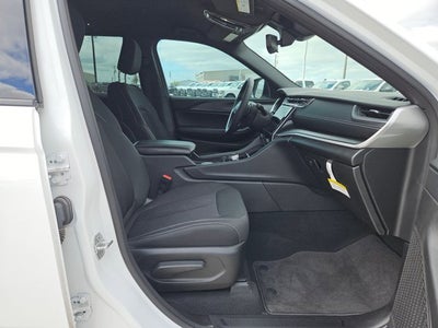 2024 Jeep Grand Cherokee Laredo A