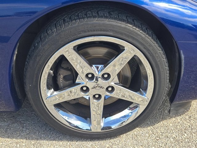 2004 Chevrolet Corvette 2dr Cpe