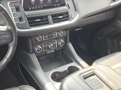 2021 GMC Yukon XL AT4
