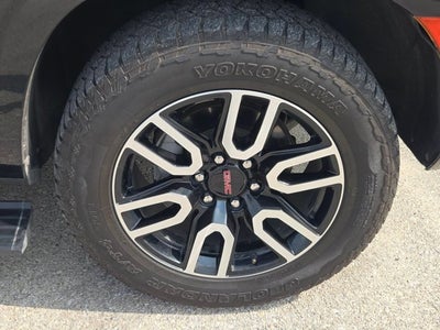 2021 GMC Yukon XL AT4