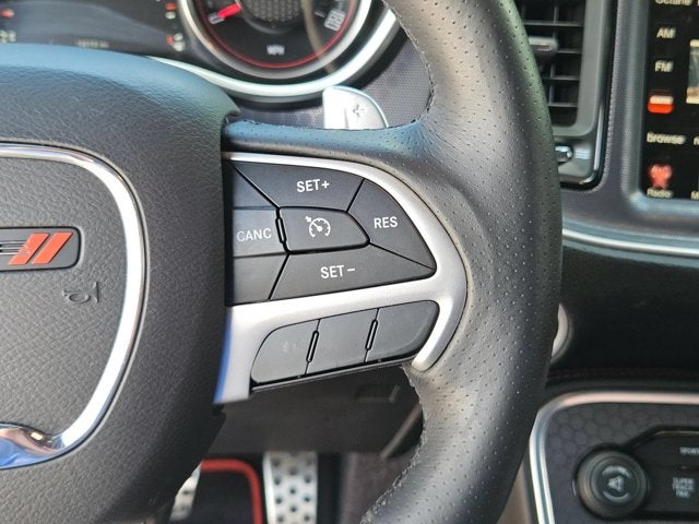 2016 Dodge Challenger 392 Hemi Scat Pack Shaker