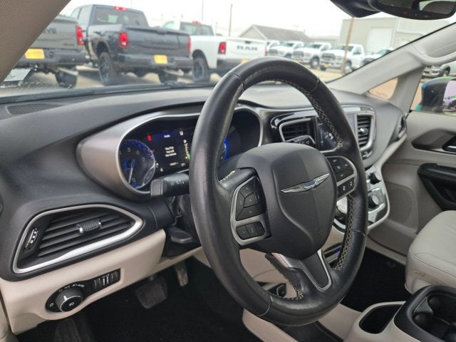 2020 Chrysler Pacifica Touring L Plus
