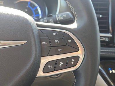 2023 Chrysler Pacifica Hybrid Touring L