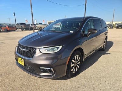 2023 Chrysler Pacifica Hybrid Touring L