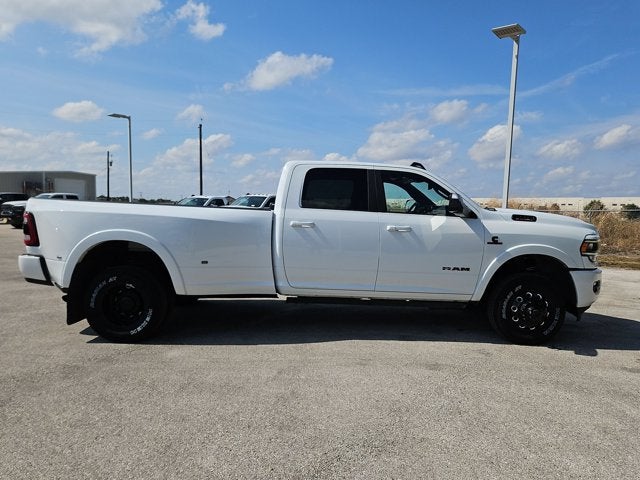 2022 RAM 3500 Laramie