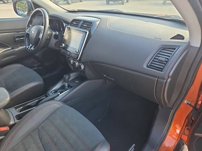 2023 Mitsubishi Outlander Sport SE