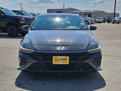 2025 Hyundai Elantra SEL Sport