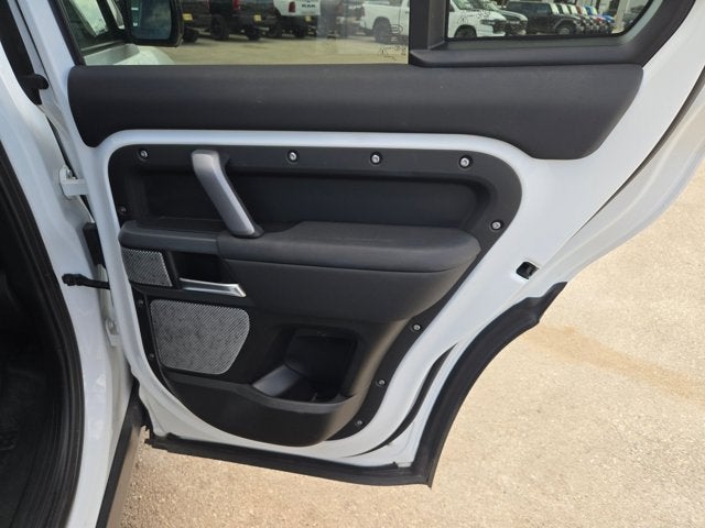 2024 Land Rover Defender X-Dynamic SE