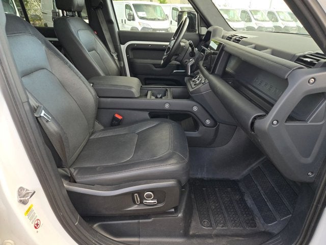 2024 Land Rover Defender X-Dynamic SE