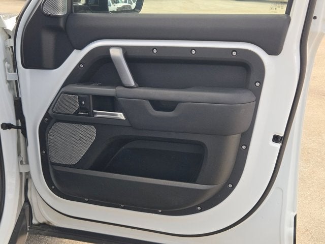 2024 Land Rover Defender X-Dynamic SE