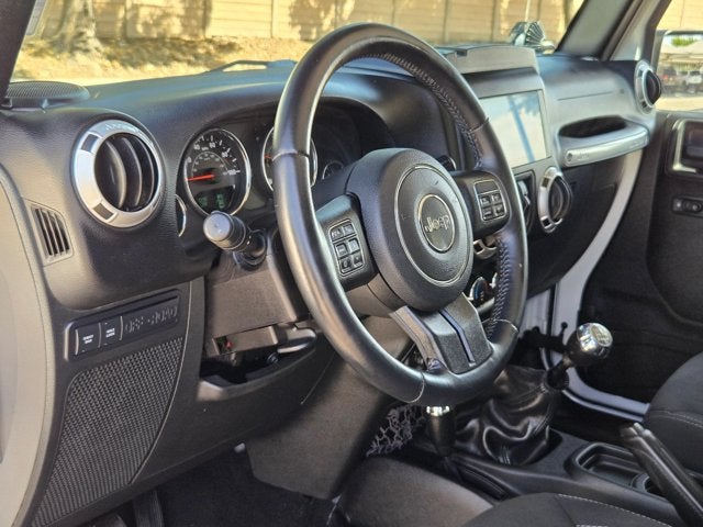 2015 Jeep Wrangler Unlimited 4WD 4dr Rubicon