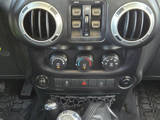2015 Jeep Wrangler Unlimited 4WD 4dr Rubicon