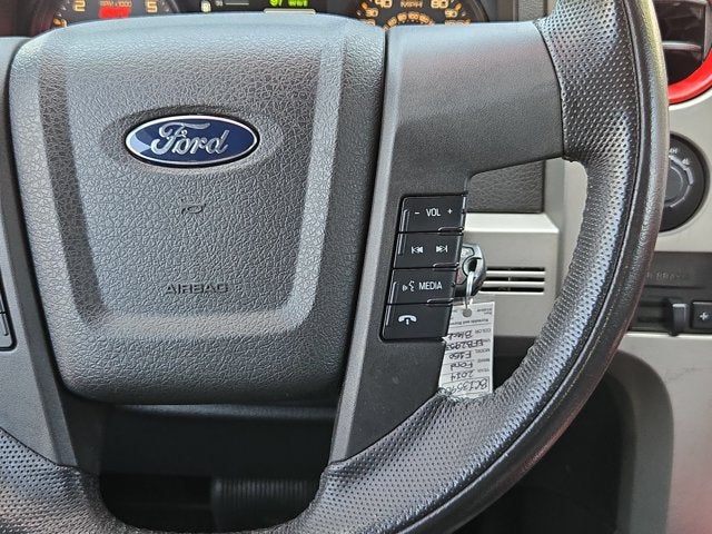 2014 Ford F-150 4WD SuperCrew 145" SVT Raptor