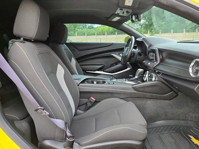 2016 Chevrolet Camaro 2dr Cpe 1LT