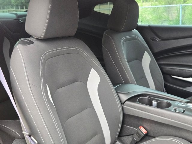 2016 Chevrolet Camaro 2dr Cpe 1LT