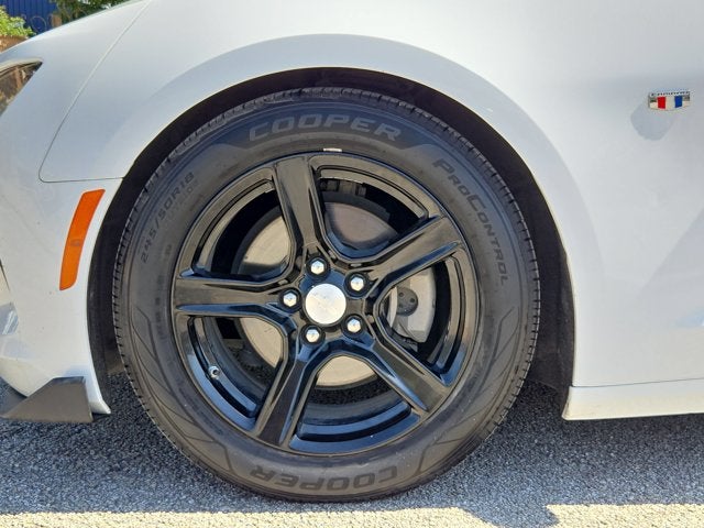 2017 Chevrolet Camaro 2dr Cpe 1LT