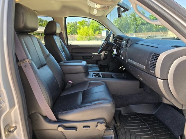 2010 Chevrolet Silverado 3500HD 4WD Crew Cab 167" SRW LT