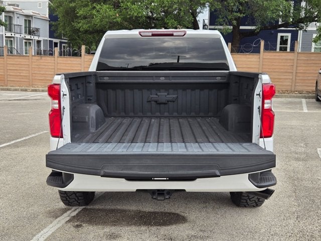 2022 Chevrolet Silverado 1500 LTD 2WD Crew Cab 147" Custom
