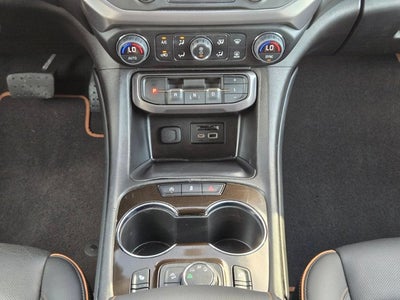 2023 GMC Acadia AWD 4dr AT4