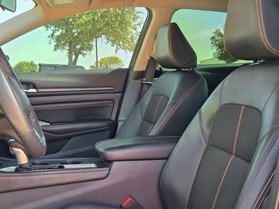 2022 Nissan Altima 2.5 SR AWD Sedan