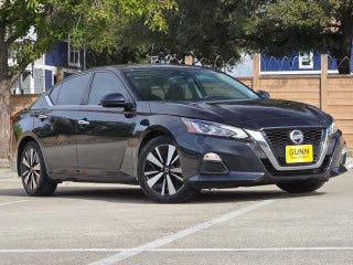 2022 Nissan Altima 2.5 SV Sedan