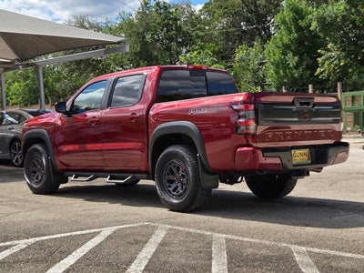 2025 Nissan Frontier Crew Cab 4x4 PRO-4X