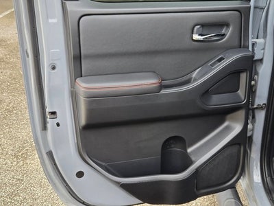 2023 Nissan Frontier Crew Cab 4x4 PRO-4X Auto