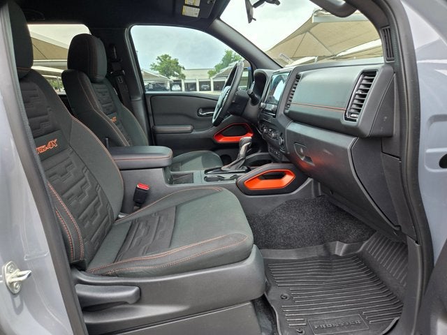 2023 Nissan Frontier Crew Cab 4x4 PRO-4X Auto