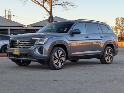 2025 Volkswagen Atlas 2.0T SE w/Technology