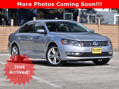 2015 Volkswagen Passat 4dr Sdn 1.8T Auto SEL Premium