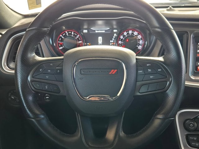 2021 Dodge Challenger SXT RWD