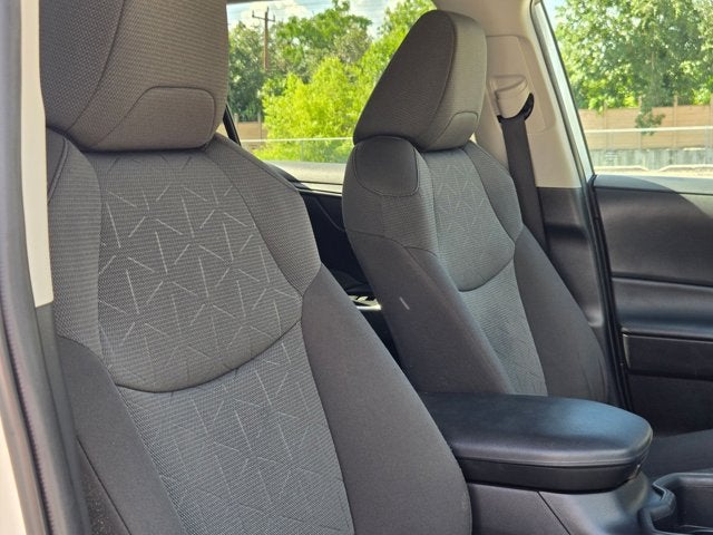 2022 Toyota RAV4 XLE FWD