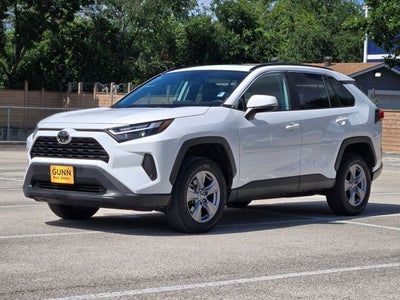2022 Toyota RAV4 XLE FWD