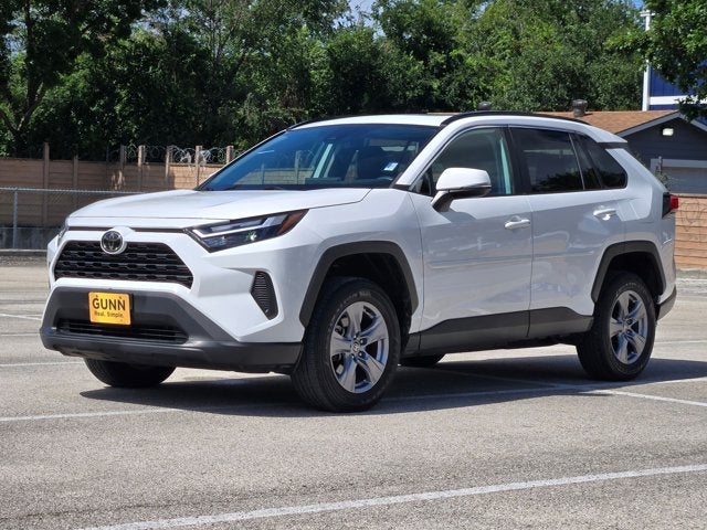 2022 Toyota RAV4 XLE FWD