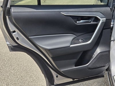 2025 Toyota RAV4 XLE FWD