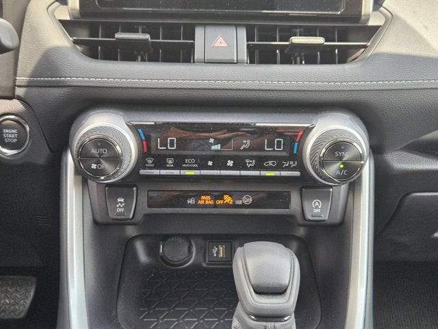 2025 Toyota RAV4 XLE FWD