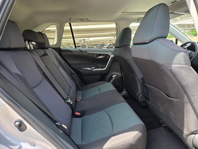 2025 Toyota RAV4 XLE FWD