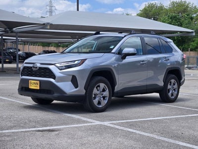 2025 Toyota RAV4 XLE FWD