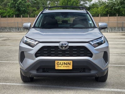 2025 Toyota RAV4 XLE FWD