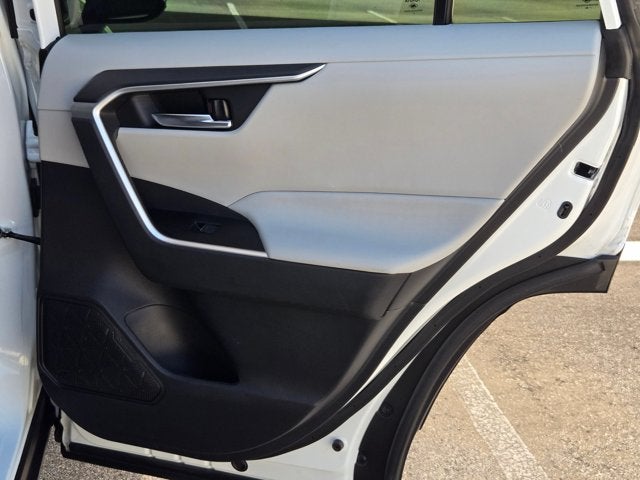 2023 Toyota RAV4 XLE FWD