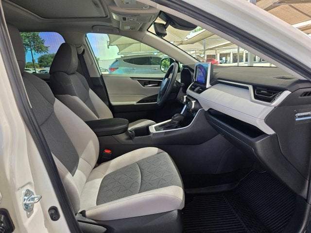 2023 Toyota RAV4 XLE FWD