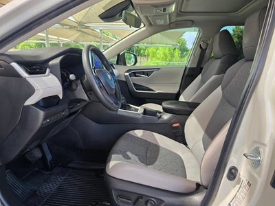 2023 Toyota RAV4 XLE FWD