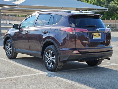 2018 Toyota RAV4 LE FWD