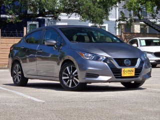 2020 Nissan Versa SV CVT