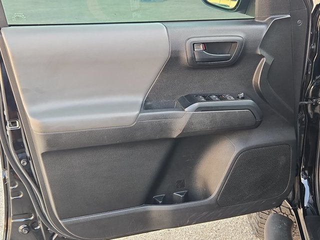 2023 Toyota Tacoma 4WD SR Double Cab 5' Bed V6 AT