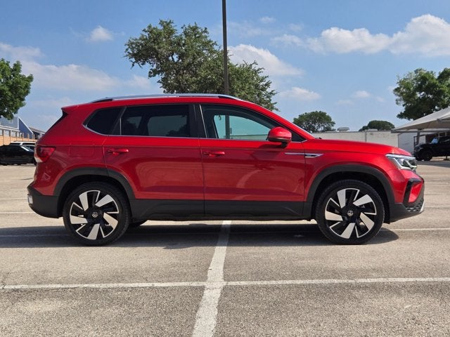 2024 Volkswagen Taos SEL 4MOTION