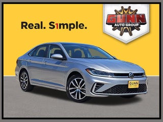 2025 Volkswagen Jetta SE Auto