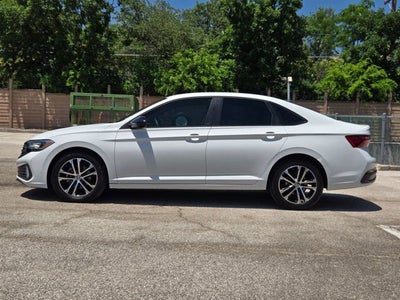 2024 Volkswagen Jetta Sport Auto